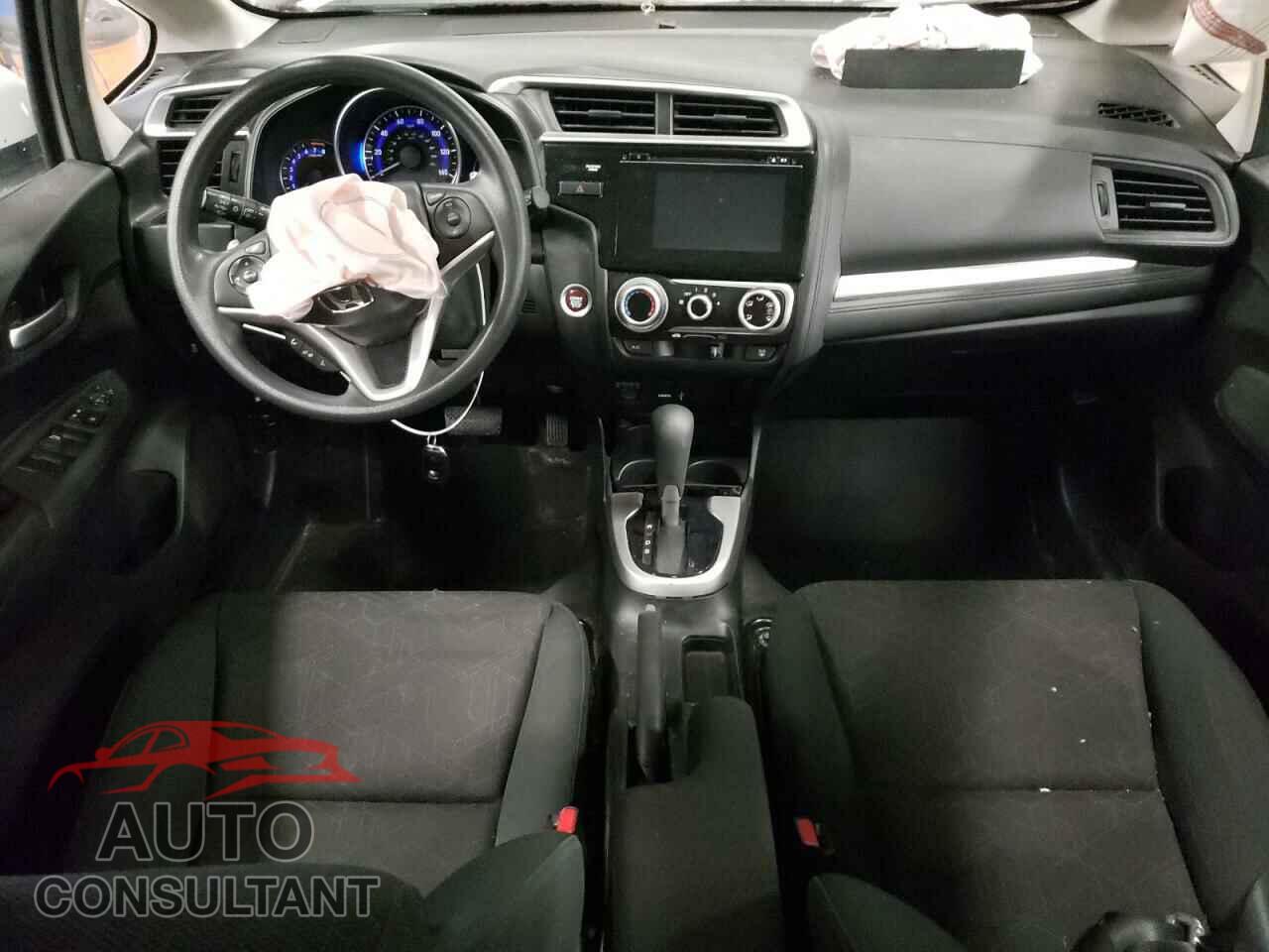 HONDA FIT 2017 - JHMGK5H71HS021087