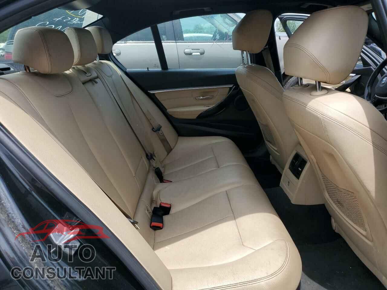 BMW 3 SERIES 2017 - WBA8E1C39HA029886