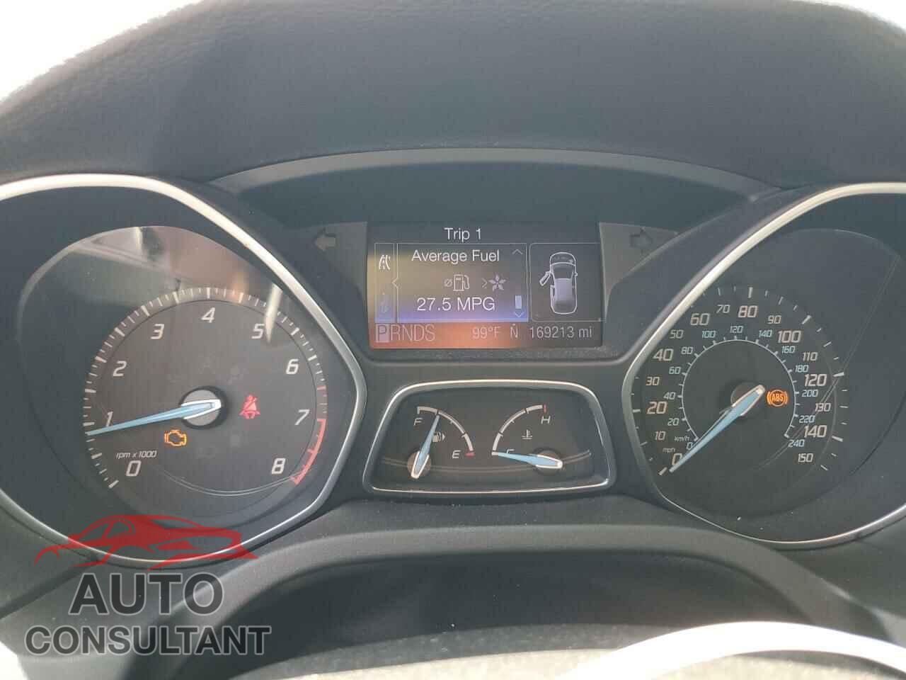 FORD FOCUS 2012 - 1FAHP3M23CL475548