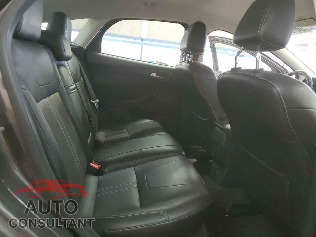 FORD FOCUS 2012 - 1FAHP3M21CL251503