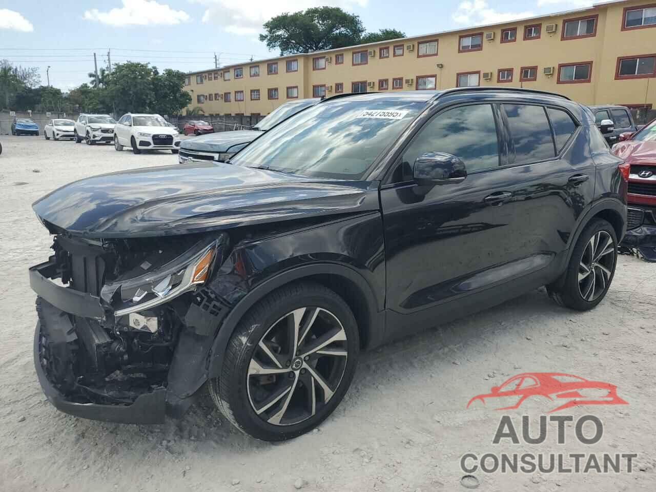 VOLVO XC40 2021 - YV4AC2HM1M2470902