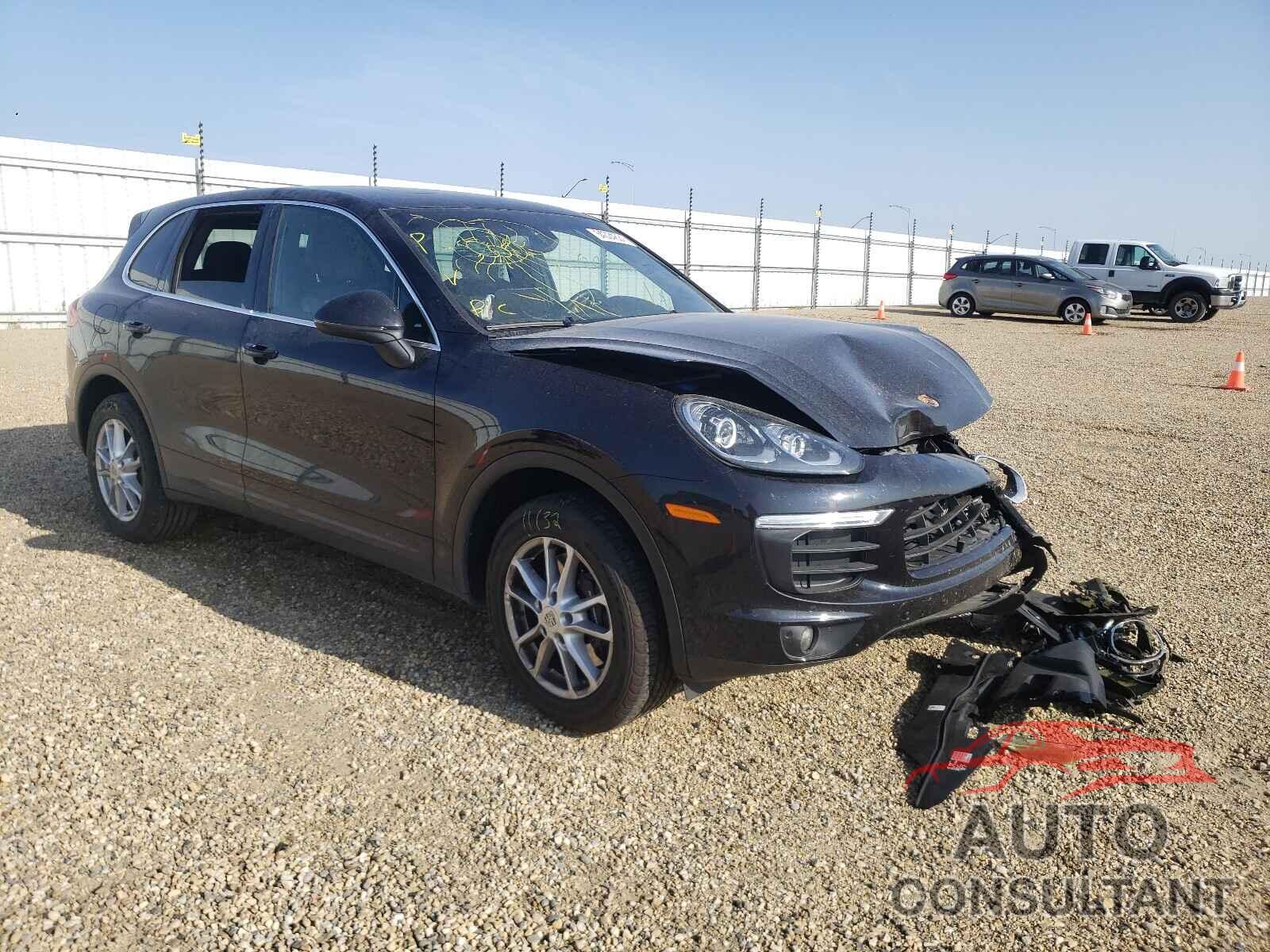 PORSCHE CAYENNE 2016 - WP1AA2A23GKA38249