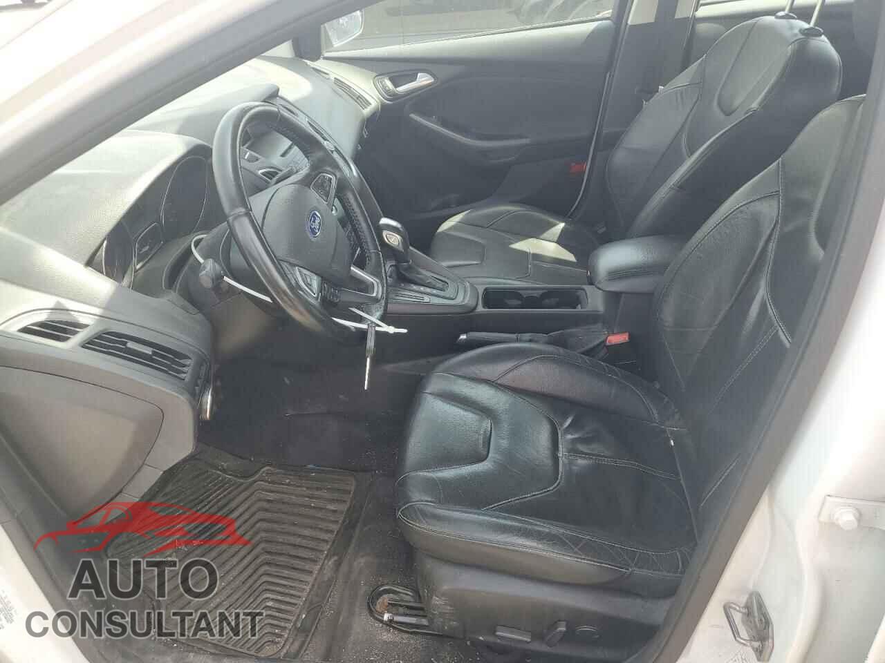 FORD FOCUS 2016 - 1FADP3K24GL222830
