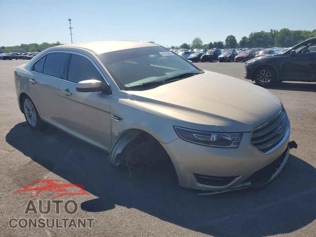 FORD TAURUS 2018 - 1FAHP2E84JG134940