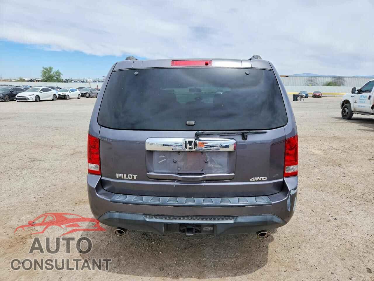 HONDA PILOT 2015 - 5FNYF4H42FB076183