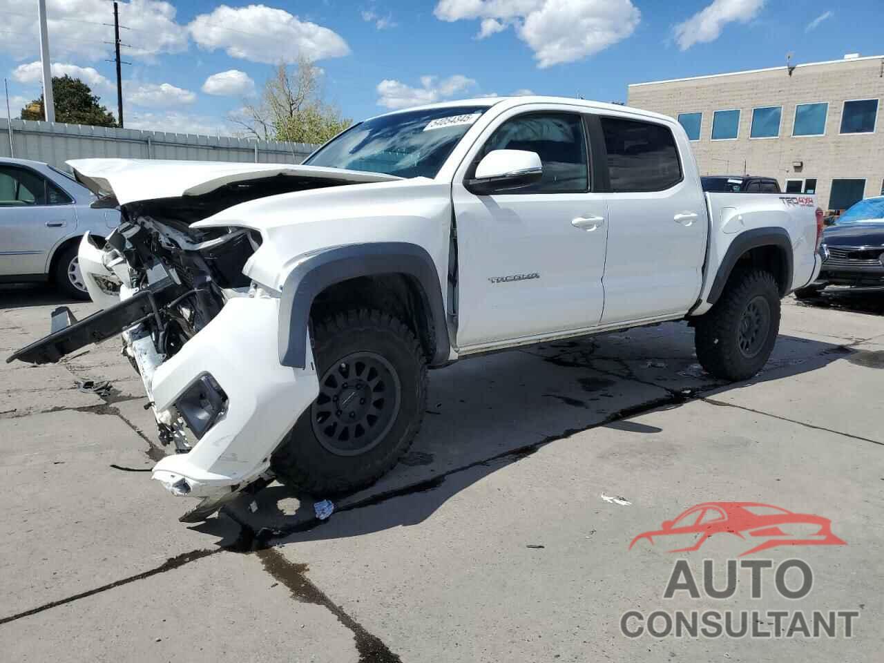TOYOTA TACOMA 2019 - 3TMCZ5AN0KM275894