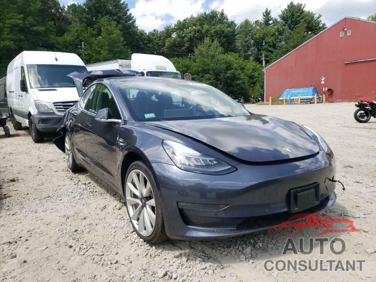 TESLA MODEL 3 2018 - 5YJ3E1EA8JF015208