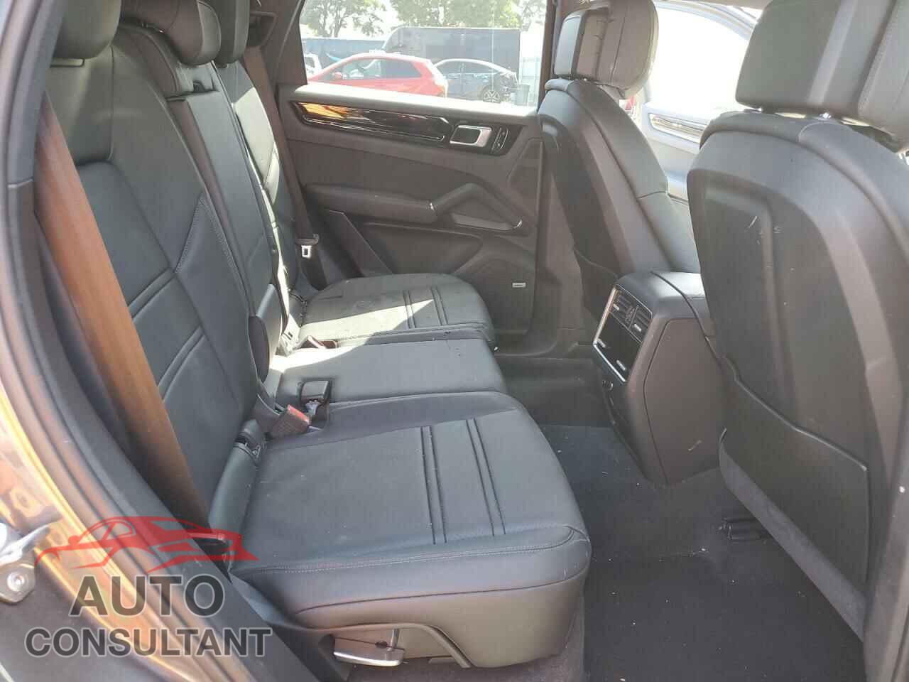 PORSCHE CAYENNE 2019 - WP1AE2AYXKDA51490