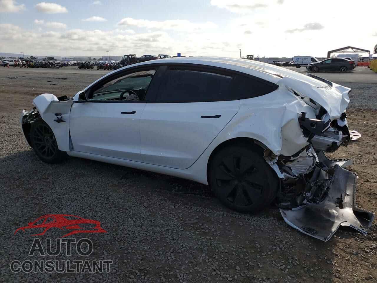 TESLA MODEL 3 2024 - 5YJ3E1EA7RF749463