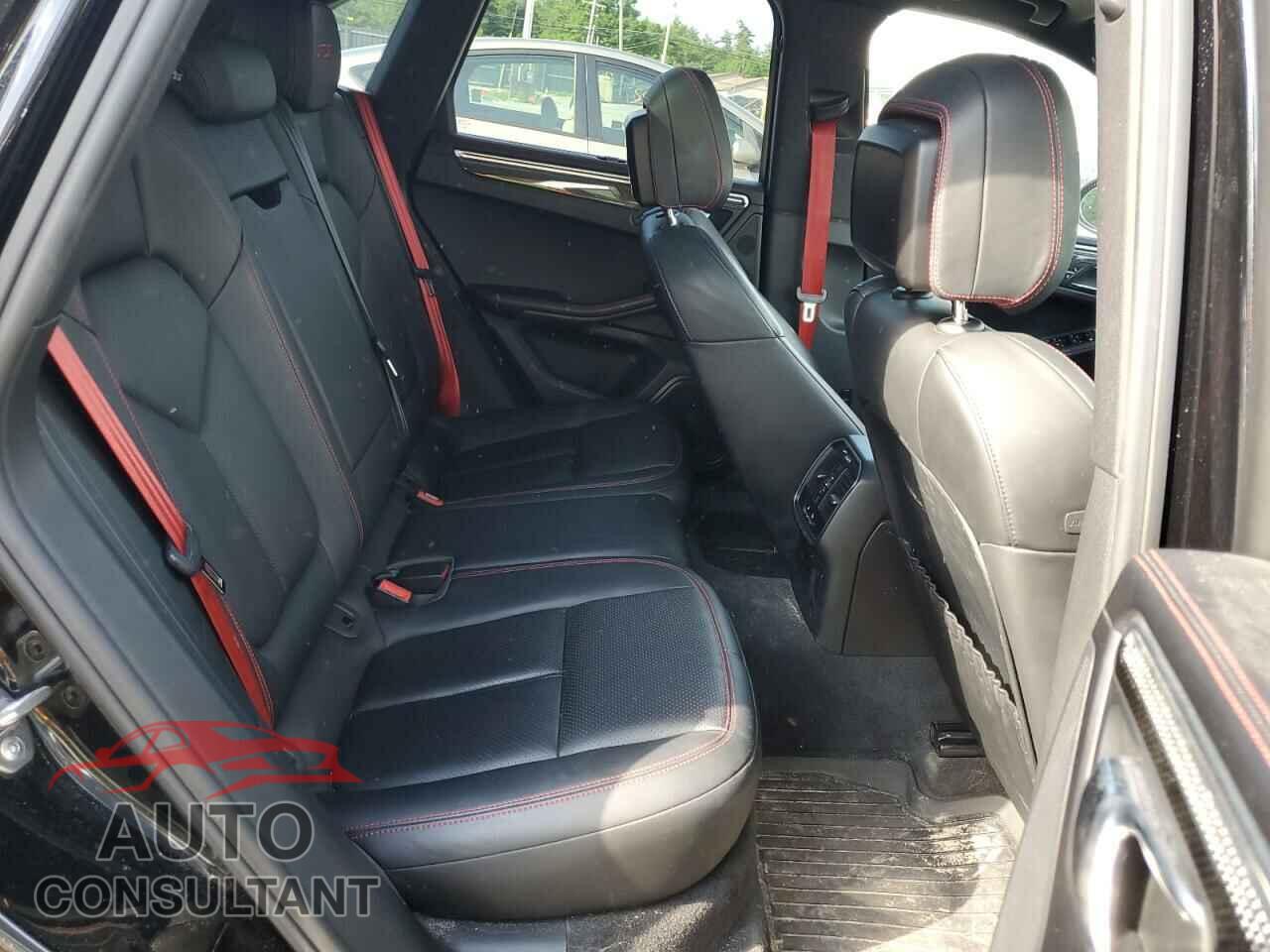 PORSCHE MACAN 2017 - WP1AG2A55HLB52175