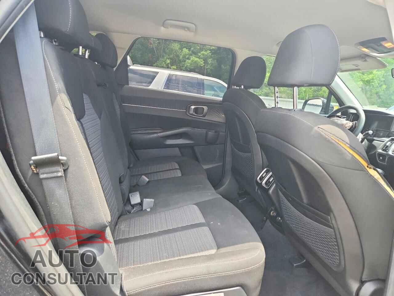KIA SORENTO 2023 - 5XYRG4LC4PG166350