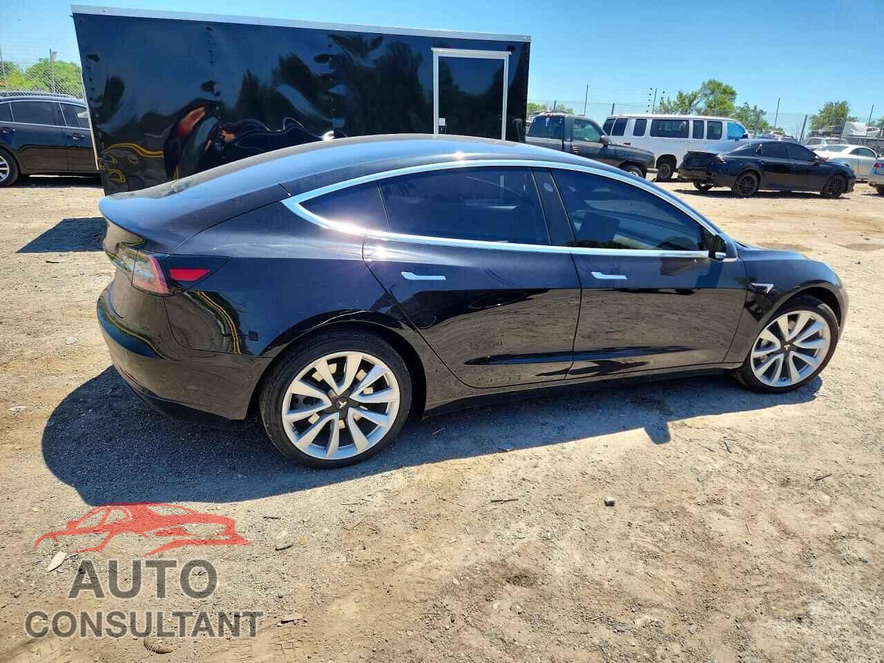 TESLA MODEL 3 2018 - 5YJ3E1EB2JF090589
