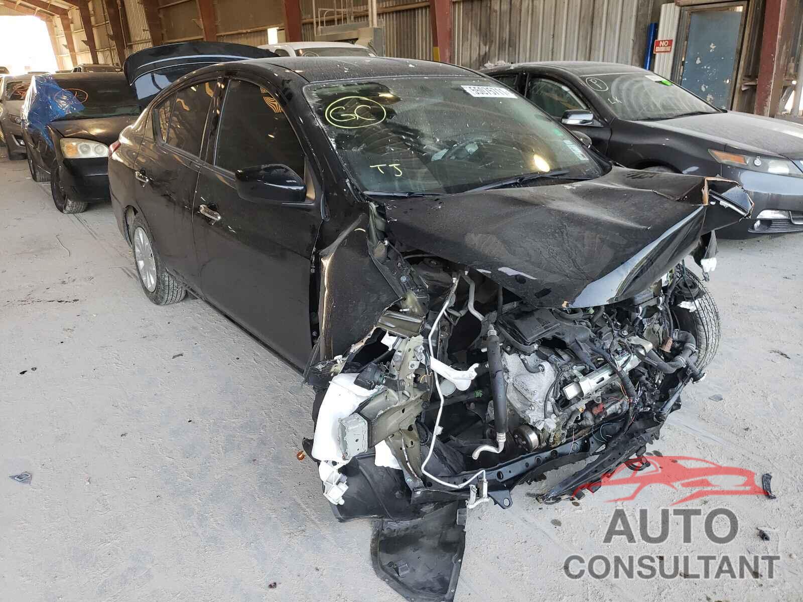 NISSAN VERSA 2019 - 3N1CN7APXKL844798