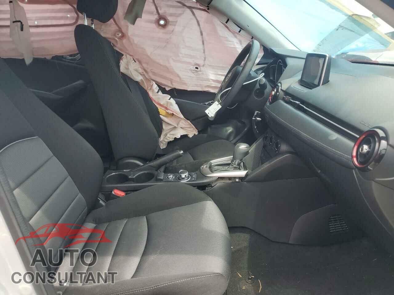 MAZDA CX-3 2017 - JM1DKDB70H0161389