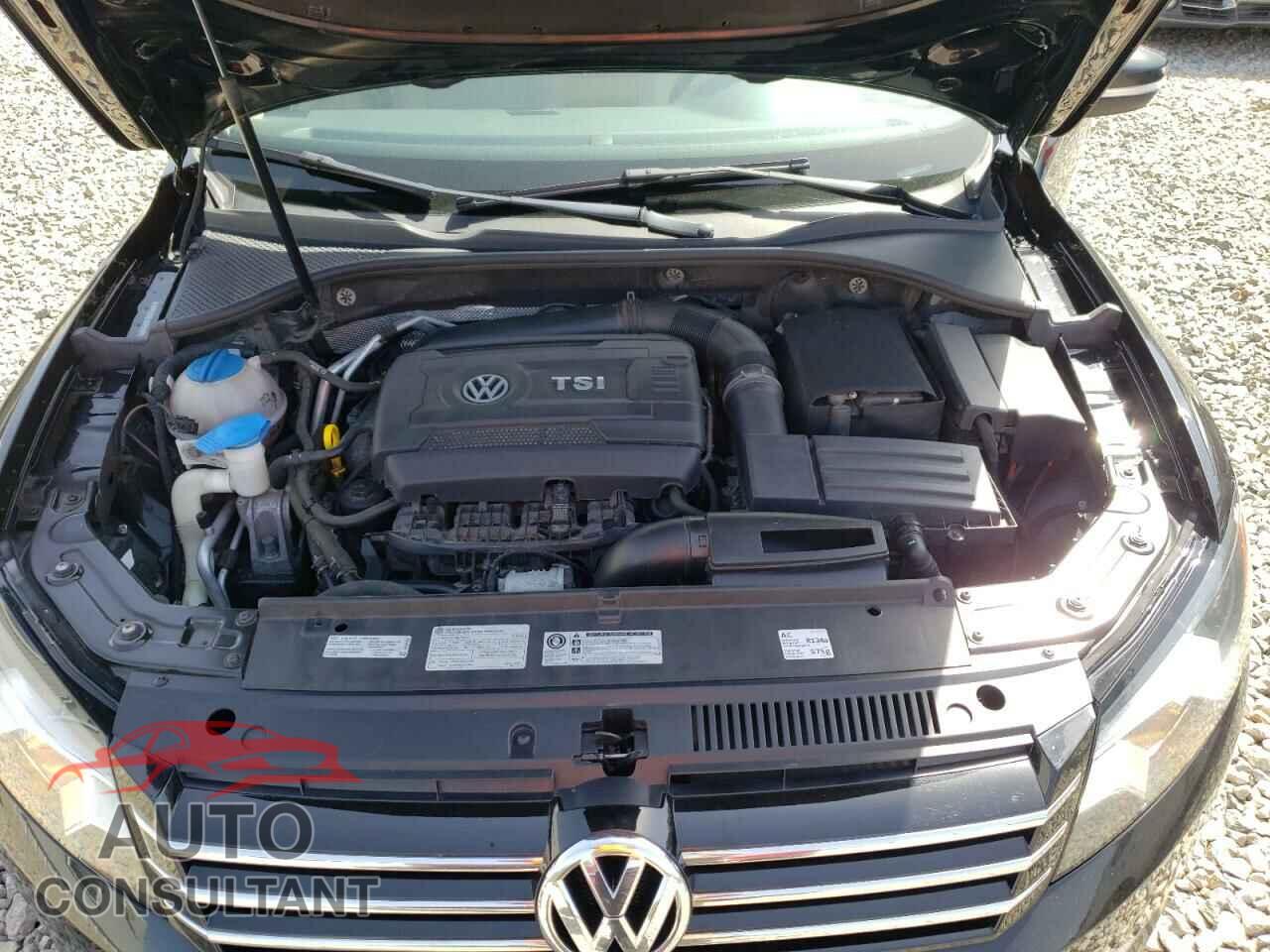 VOLKSWAGEN PASSAT 2014 - 1VWAT7A32EC053167