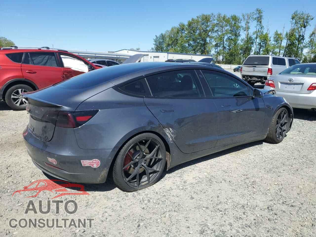 TESLA MODEL 3 2018 - 5YJ3E1EB0JF105865