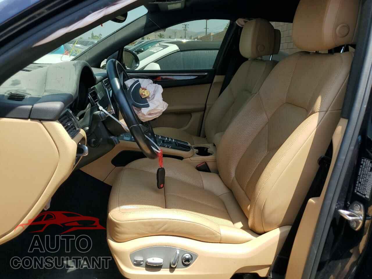 PORSCHE MACAN 2018 - WP1AA2A56JLB21735