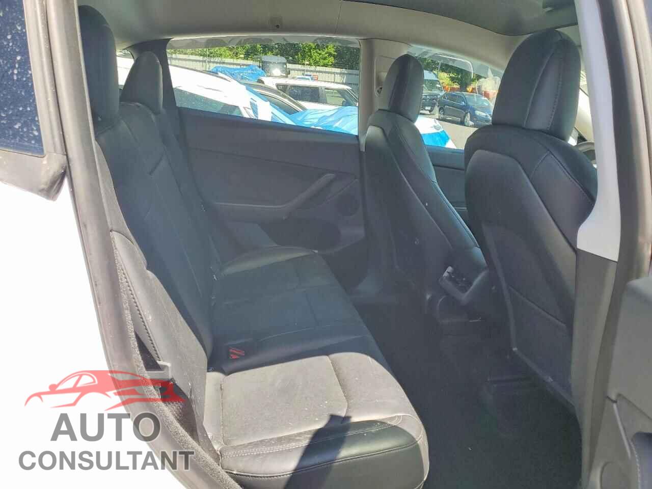 TESLA MODEL Y 2023 - 7SAYGDEEXPF637972