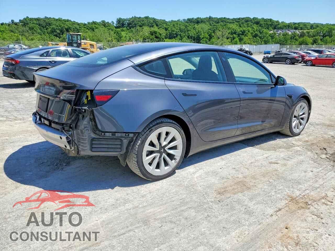 TESLA MODEL 3 2022 - 5YJ3E1EB5NF185136