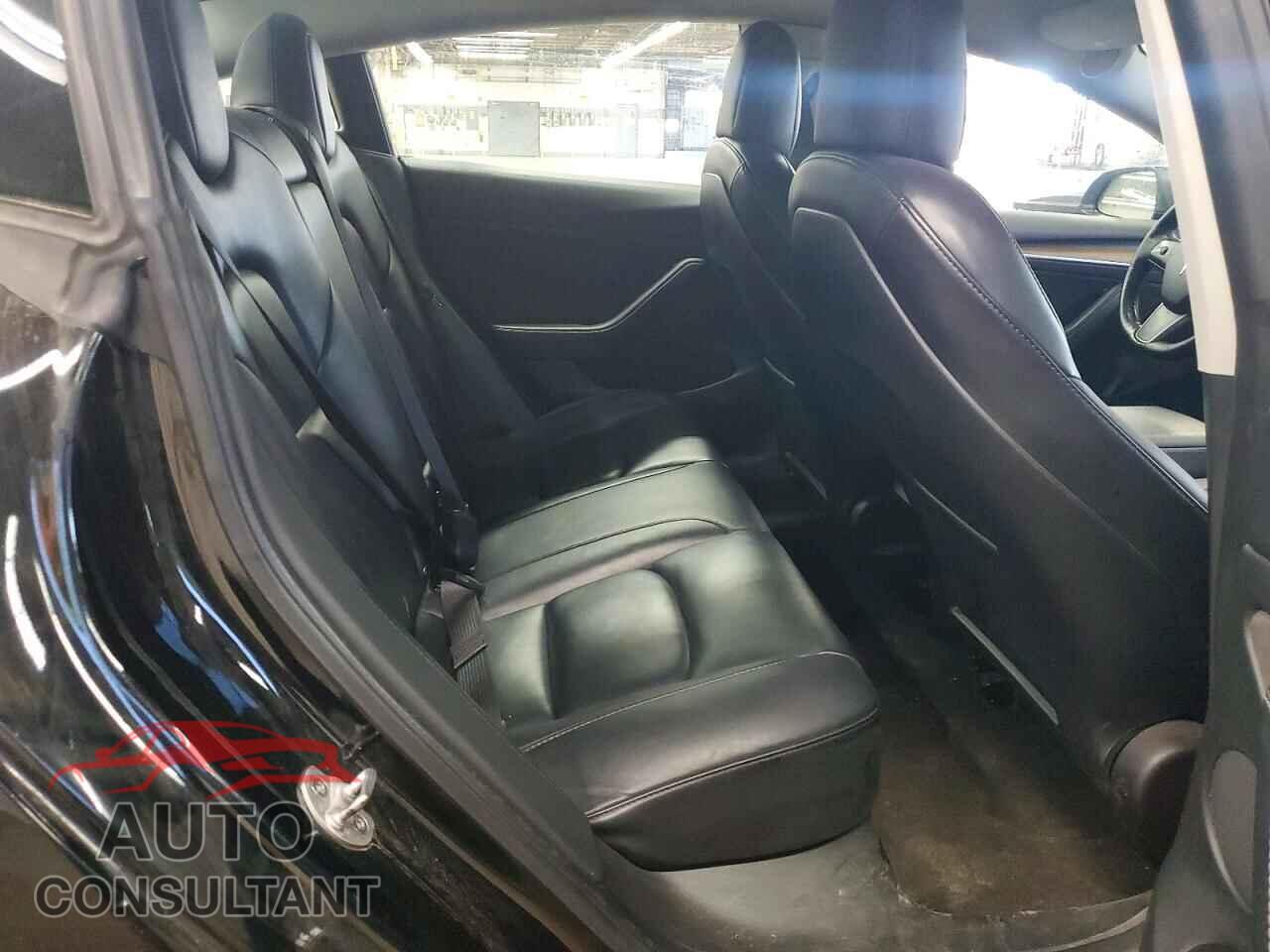 TESLA MODEL 3 2022 - 5YJ3E1EA4NF304852