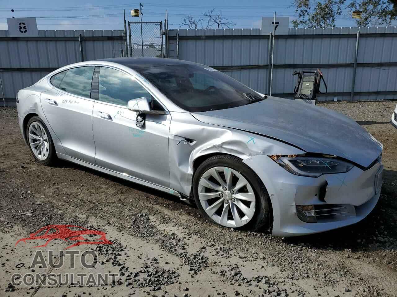 TESLA MODEL S 2018 - 5YJSA1E24JF265478