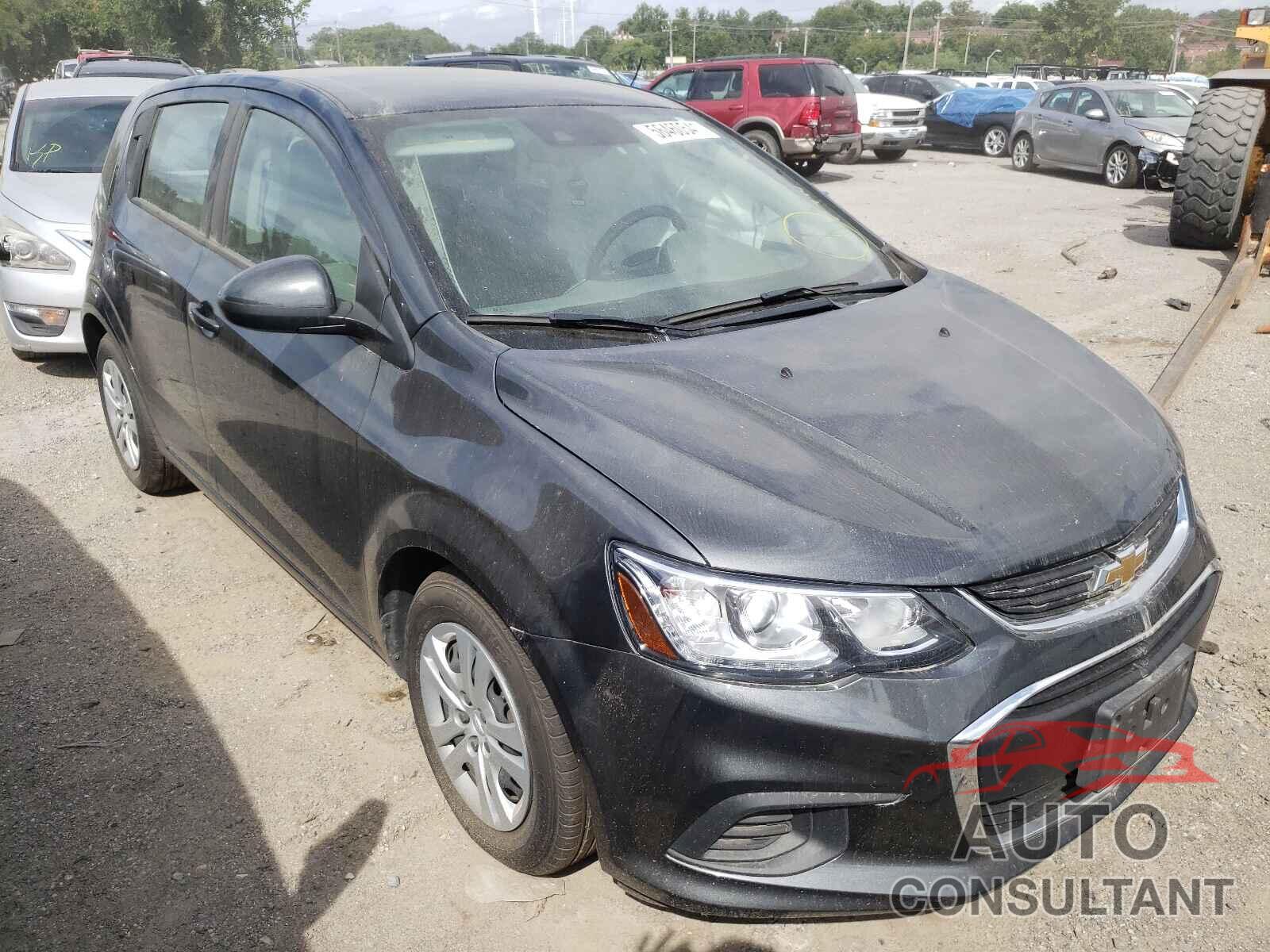 CHEVROLET SONIC 2019 - 1G1JG6SB0K4136599