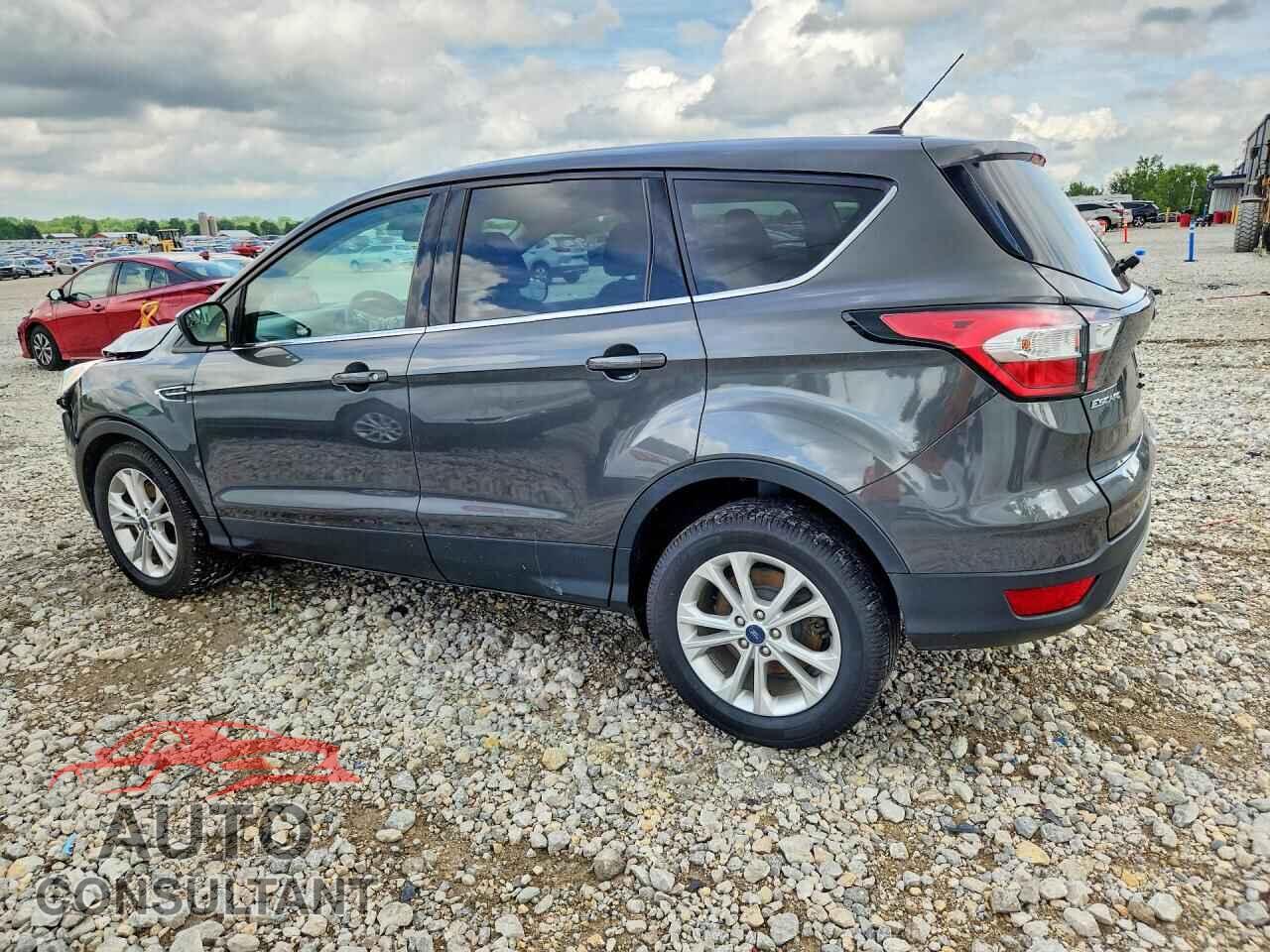 FORD ESCAPE 2017 - 1FMCU9GD9HUD94872