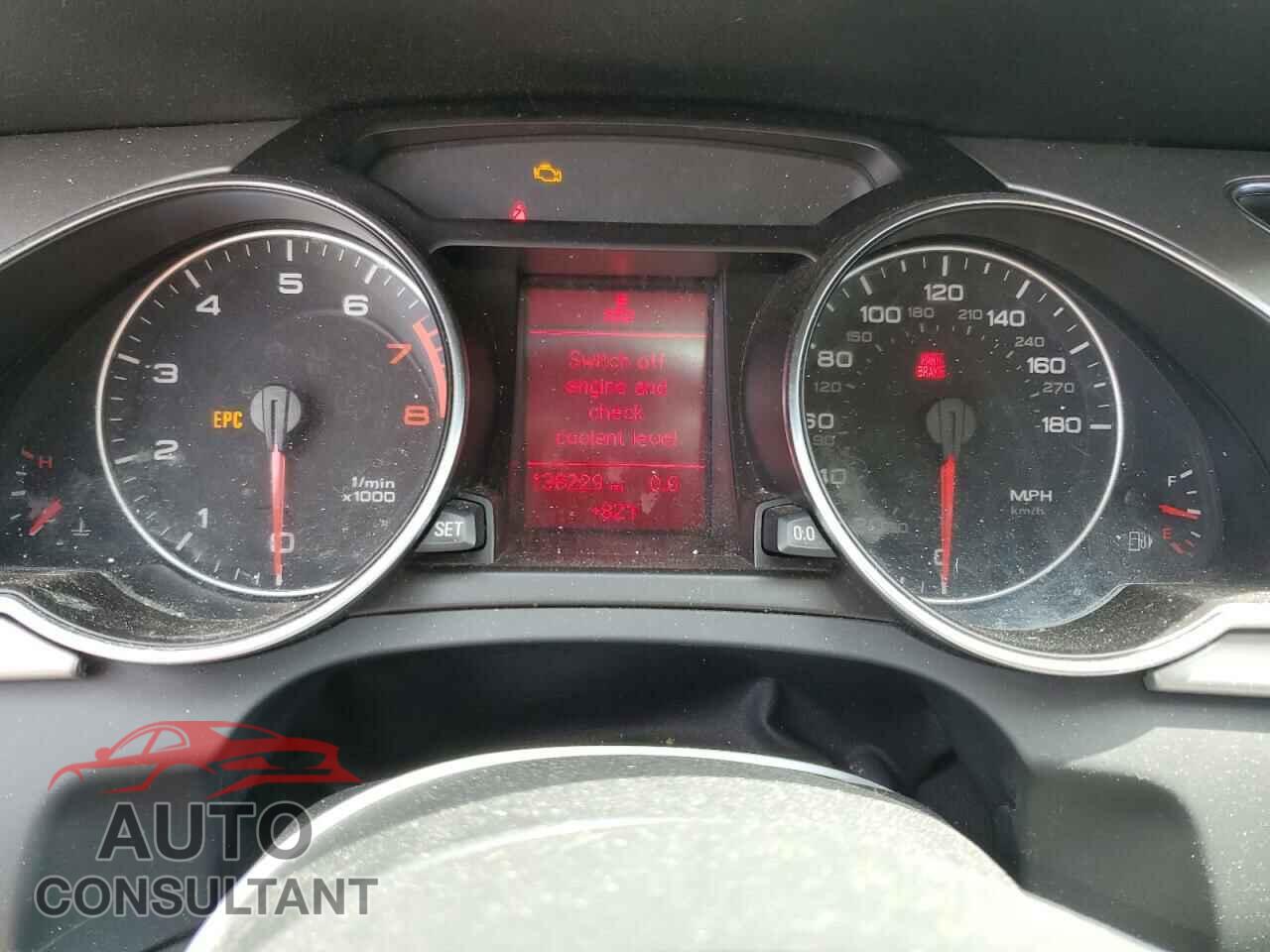 AUDI A5 2012 - WAURFAFR6CA000677