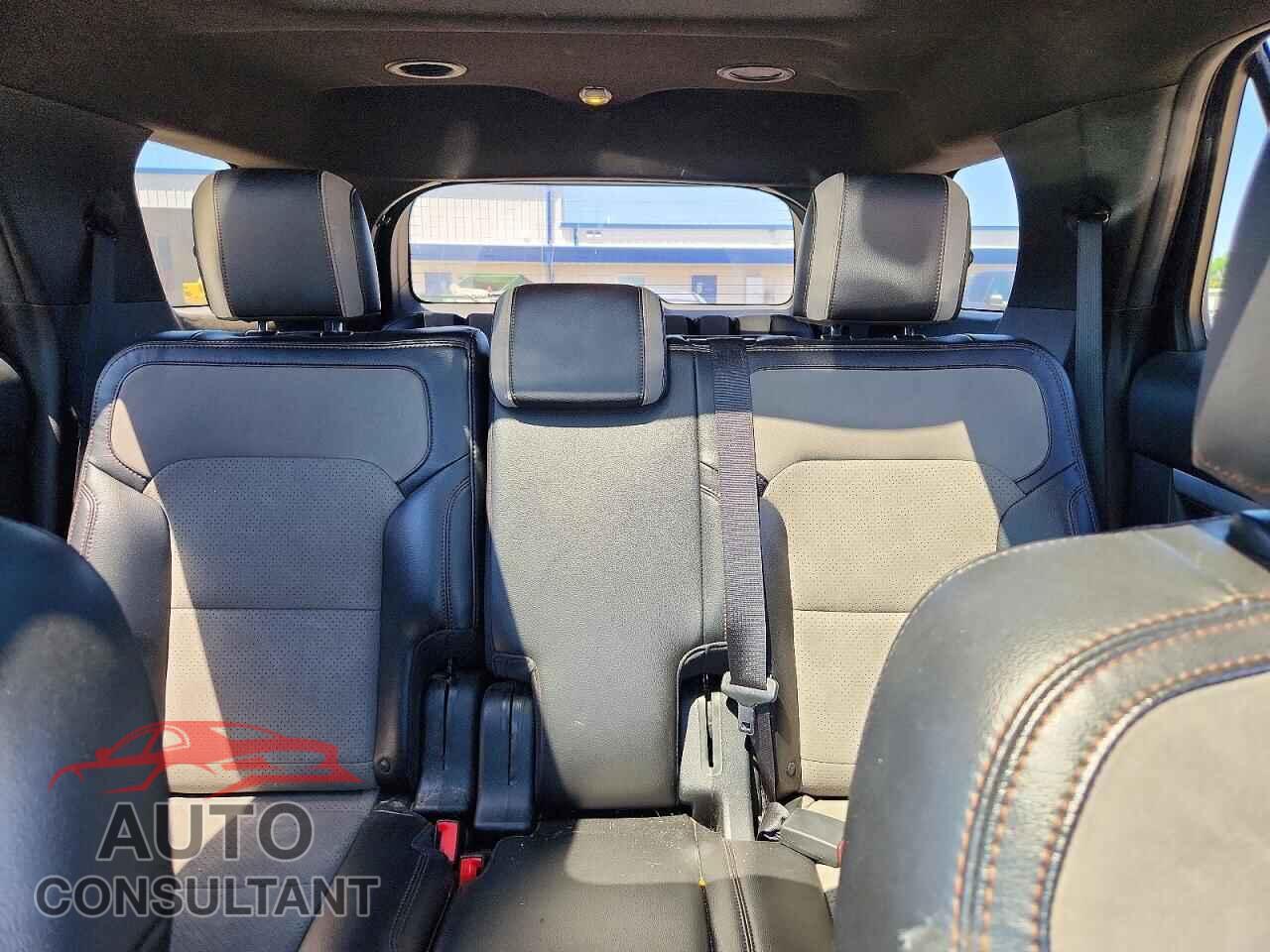 FORD EXPLORER 2017 - 1FM5K8D8XHGD72023