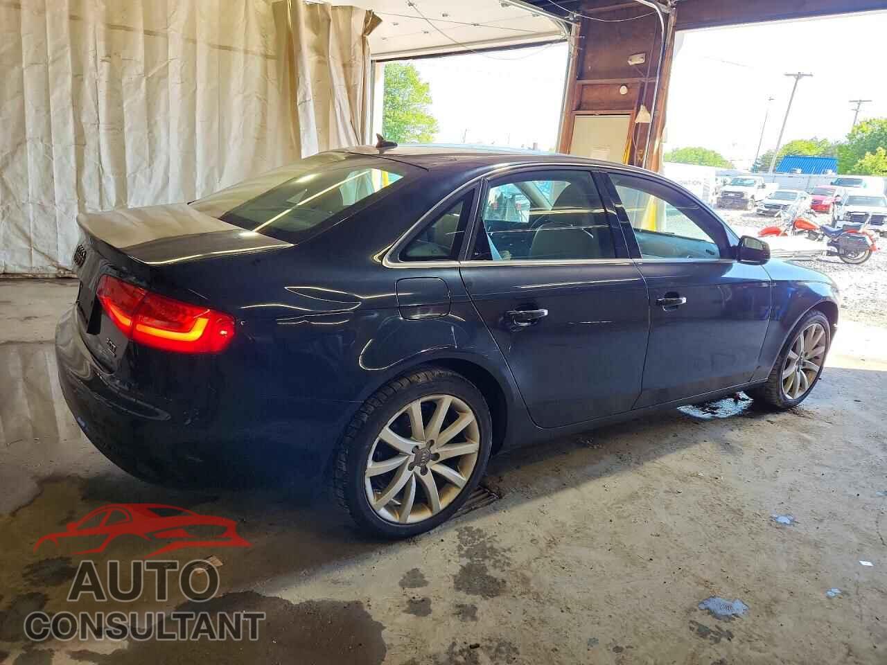 AUDI A4 2013 - WAUFFAFL3DA125880