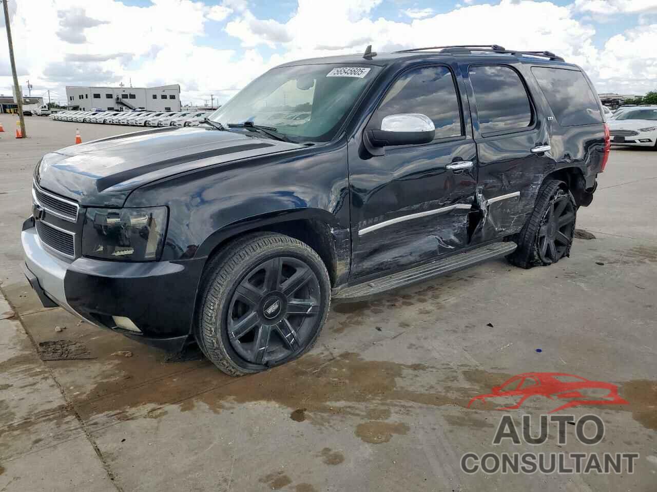 CHEVROLET TAHOE 2011 - 1GNSCCE05BR377651