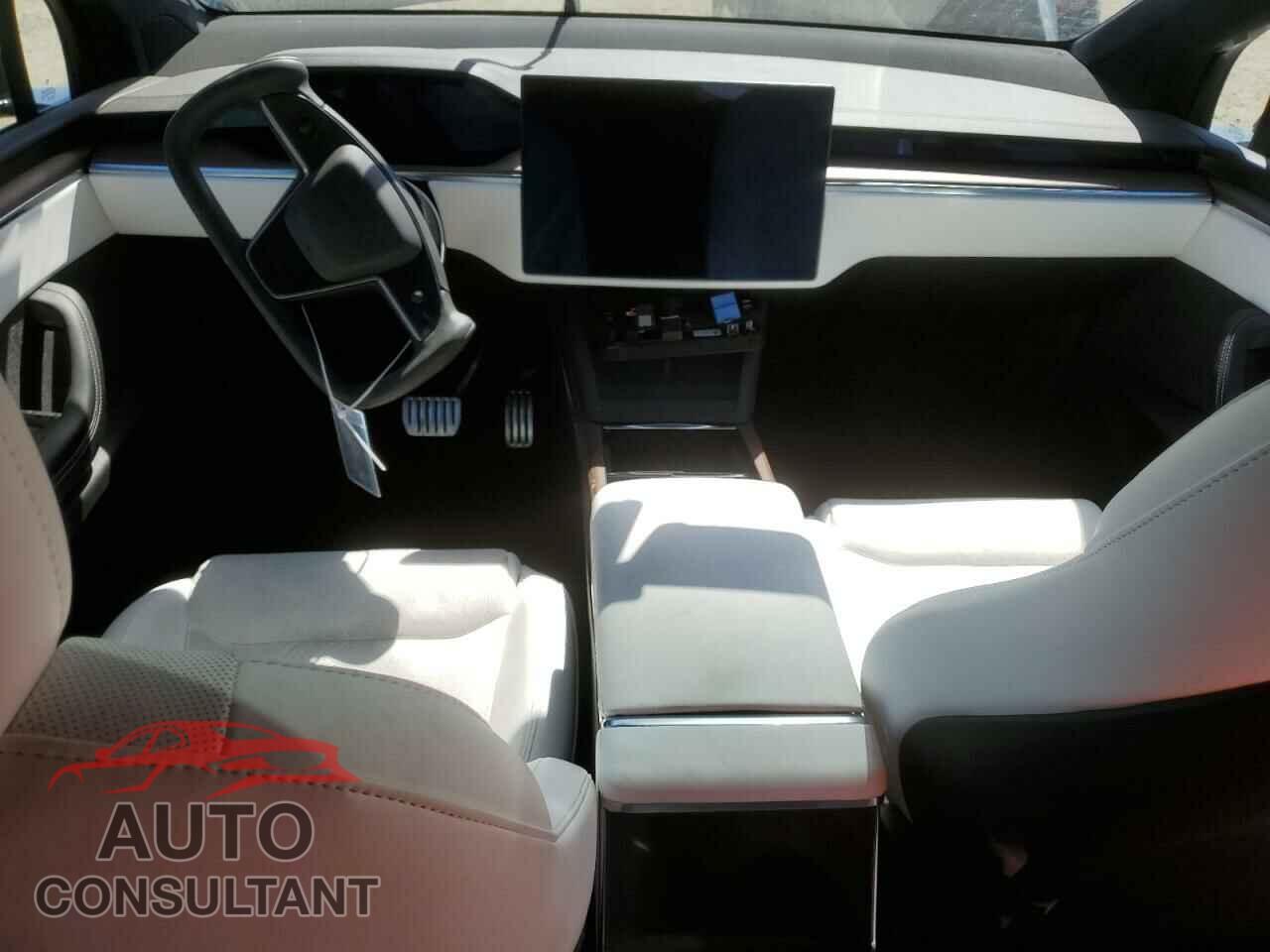 TESLA MODEL X 2022 - 7SAXCAE56NF350700