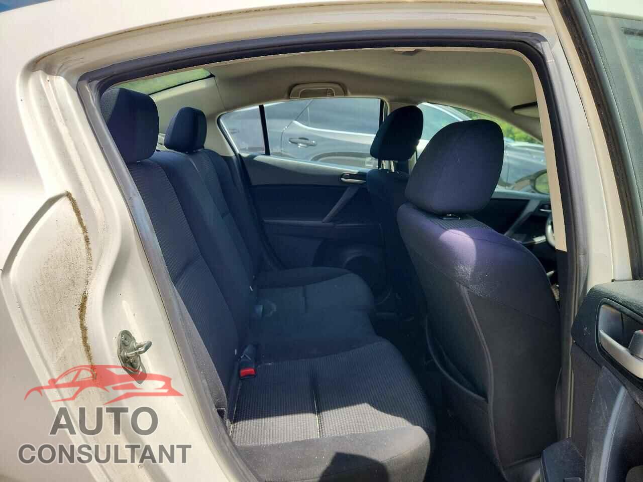 MAZDA 3 2013 - JM1BL1U75D1706670