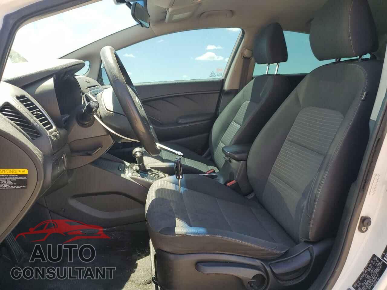 KIA FORTE 2017 - 3KPFL4A75HE054191