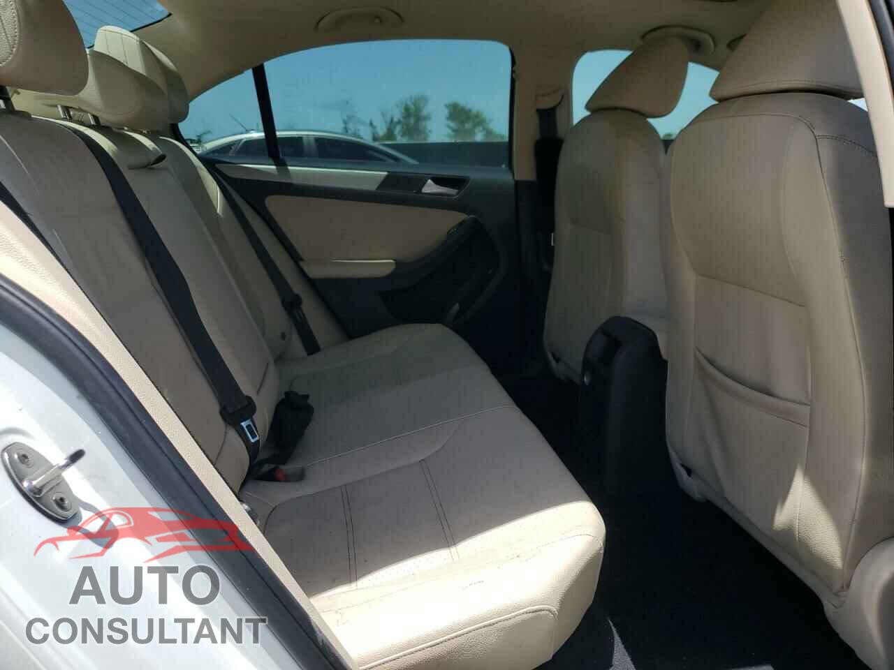 VOLKSWAGEN JETTA 2017 - 3VWDB7AJ6HM290245
