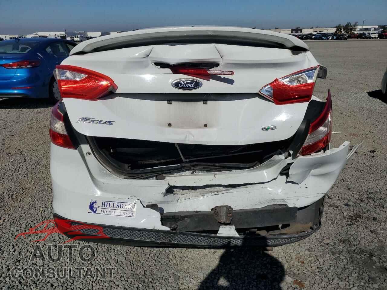 FORD FOCUS 2012 - 1FAHP3F27CL237117