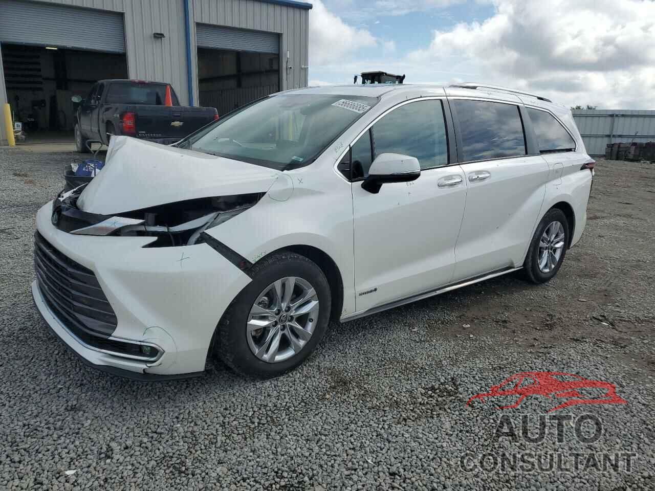 TOYOTA SIENNA 2021 - 5TDZRKEC6MS034992