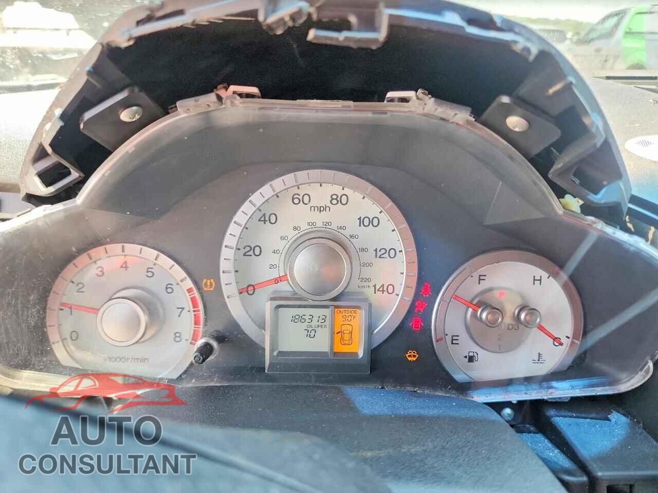 HONDA PILOT 2011 - 5FNYF4H4XBB068116