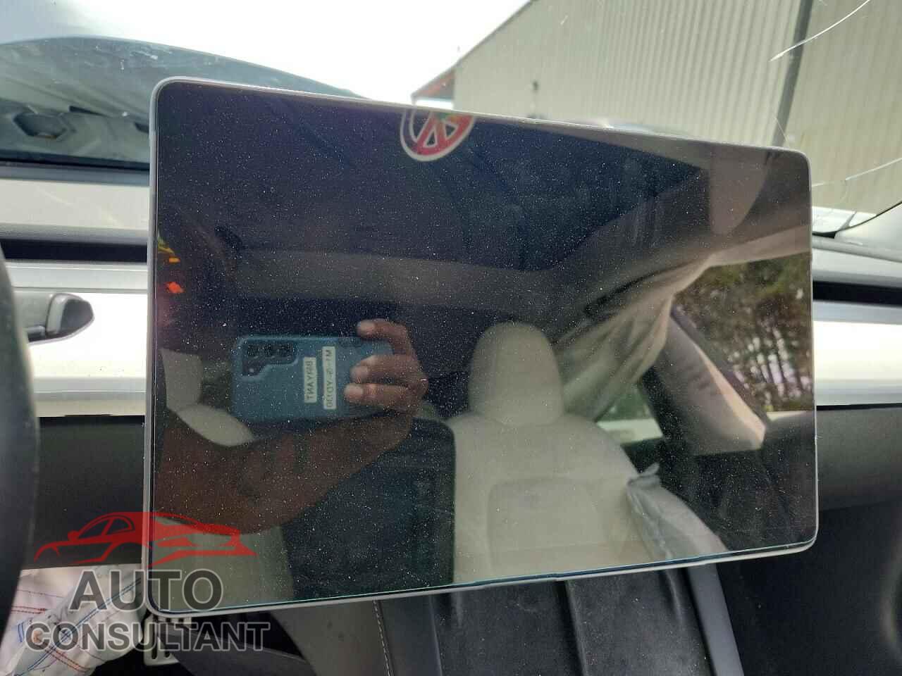 TESLA MODEL 3 2021 - 5YJ3E1EC4MF033243