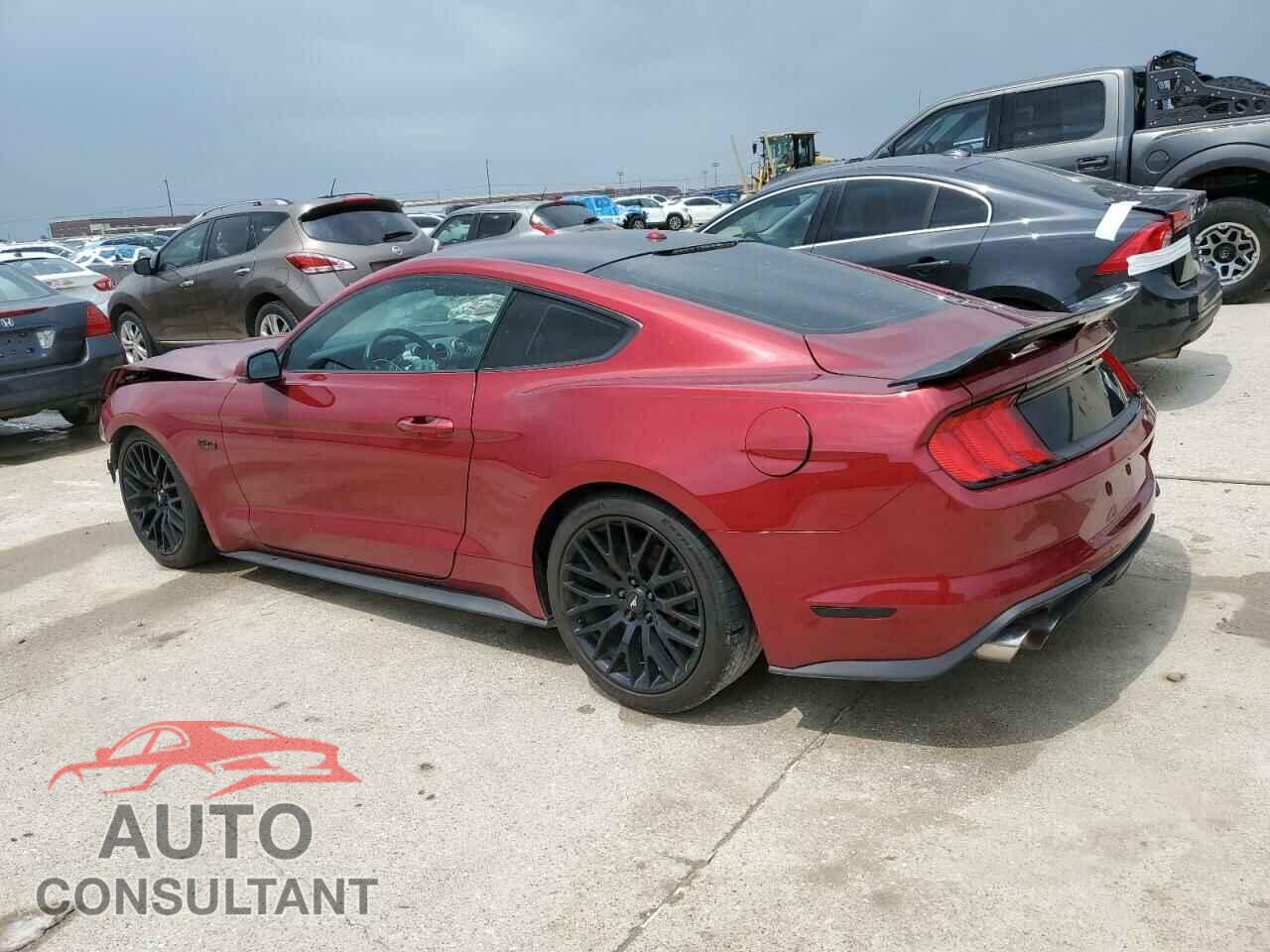 FORD MUSTANG 2019 - 1FA6P8CF9K5105765