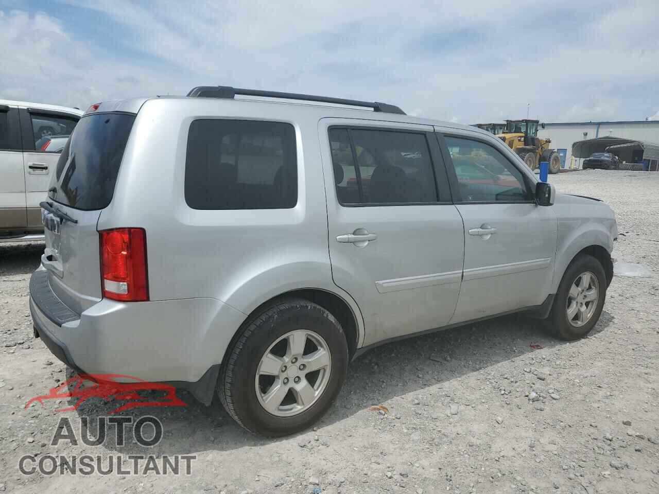 HONDA PILOT 2011 - 5FNYF4H43BB097148