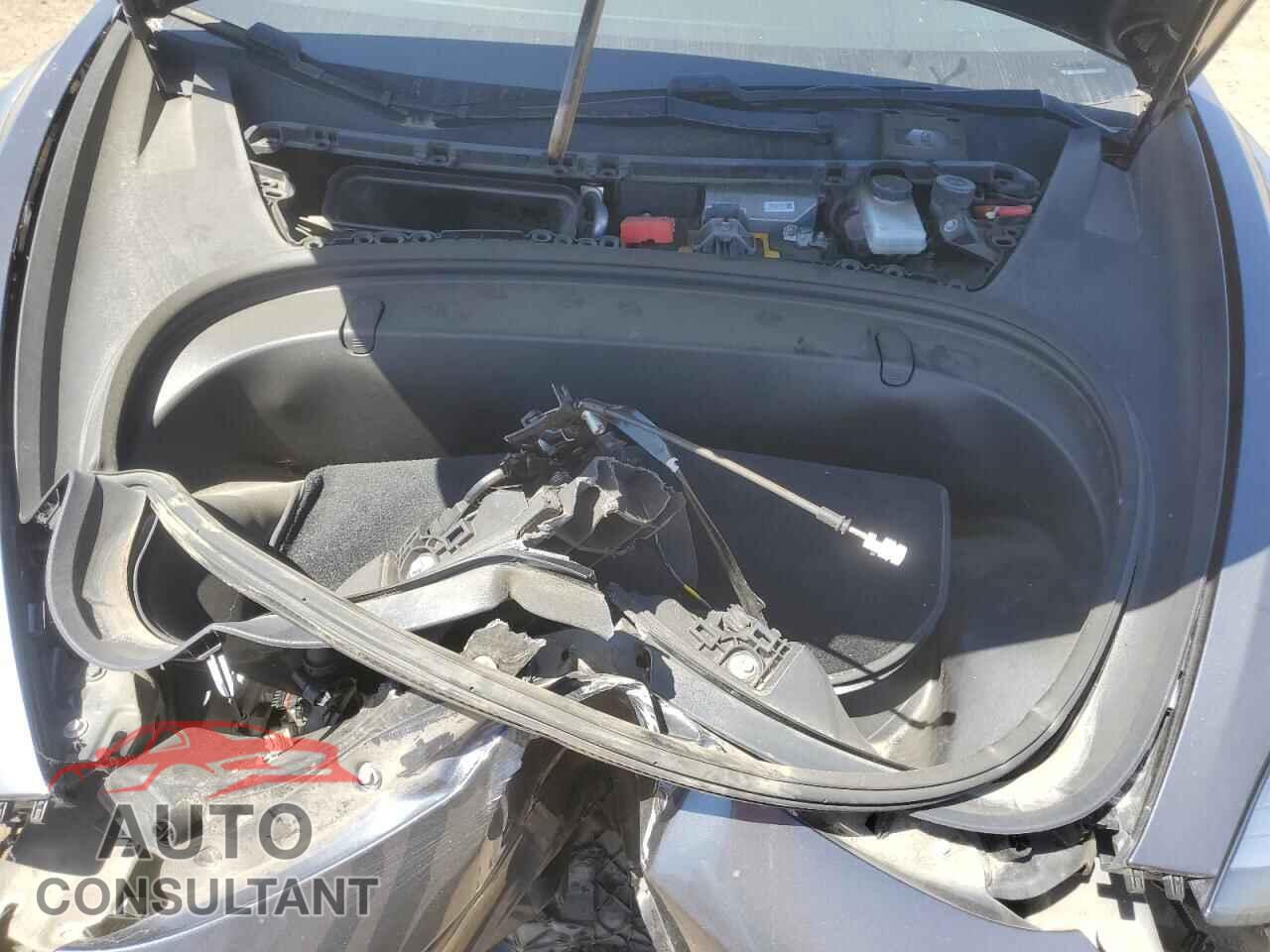 TESLA MODEL 3 2018 - 5YJ3E1EA1JF020024