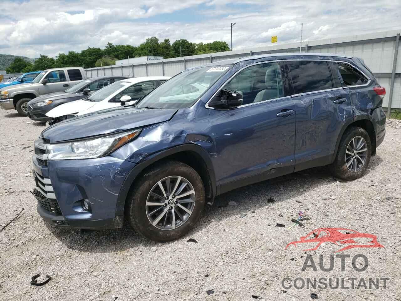 TOYOTA HIGHLANDER 2019 - 5TDJZRFH2KS926217