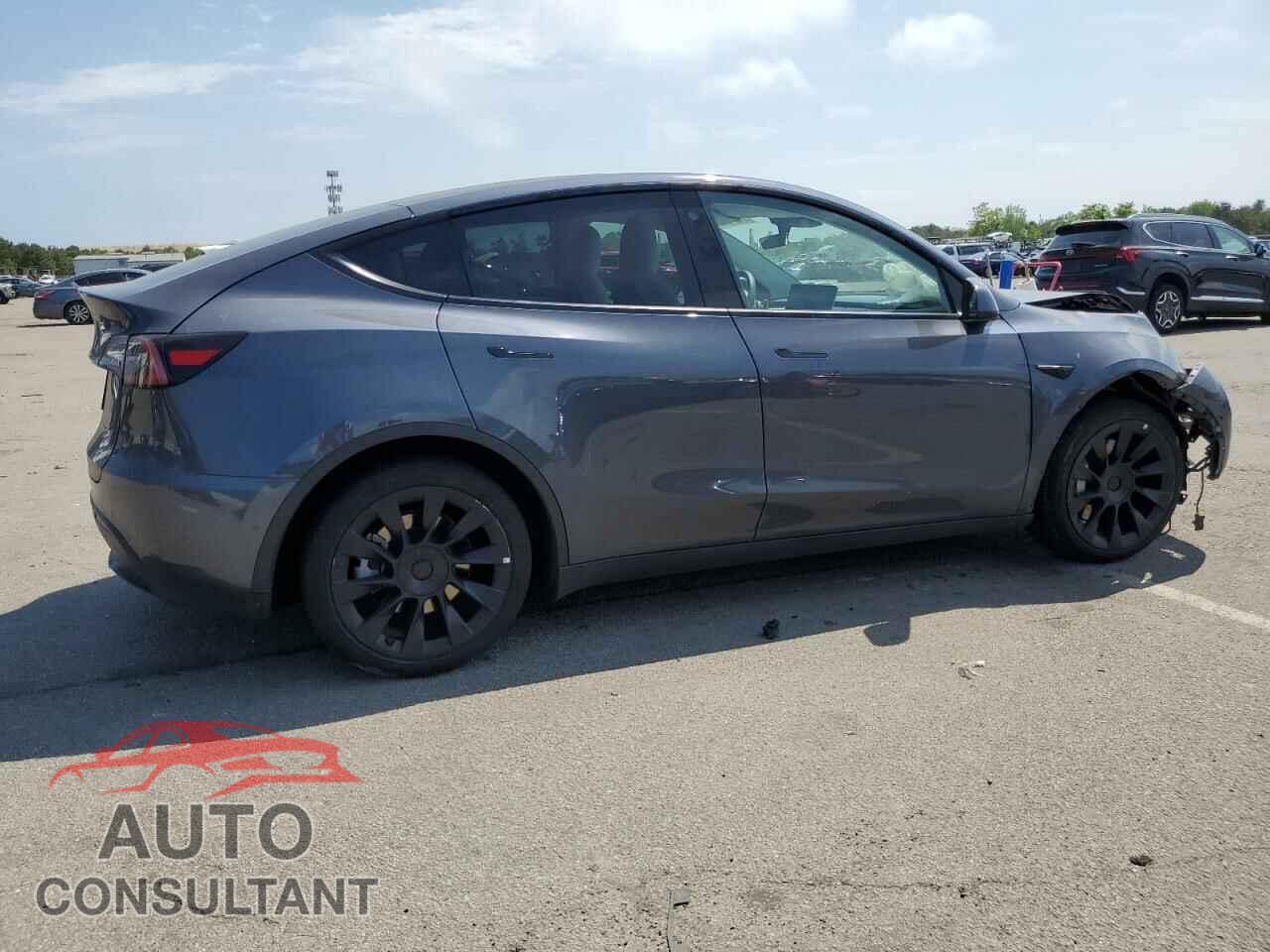 TESLA MODEL Y 2022 - 7SAYGAEE8NF508317