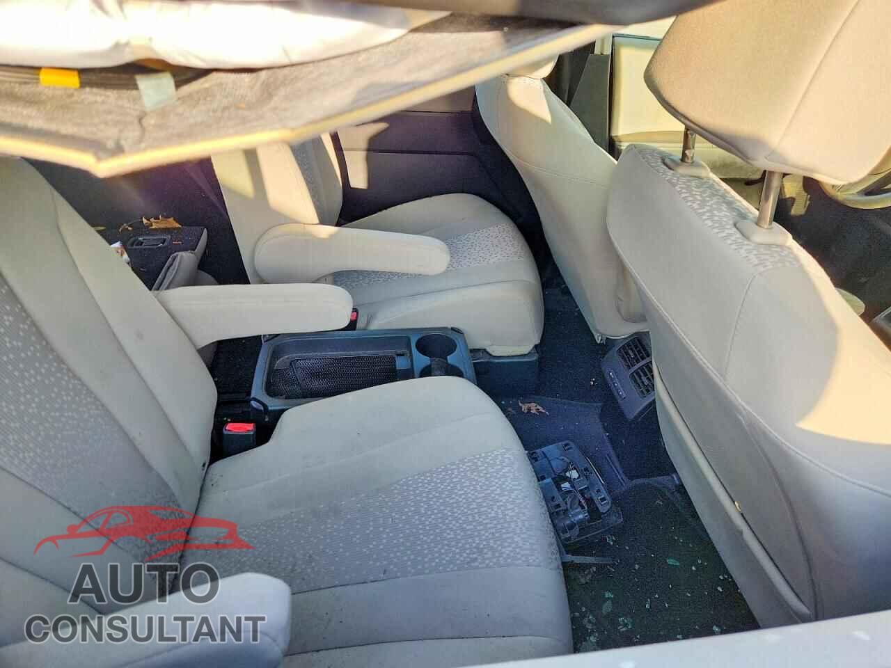 MAZDA 5 2012 - JM1CW2BL4C0119964