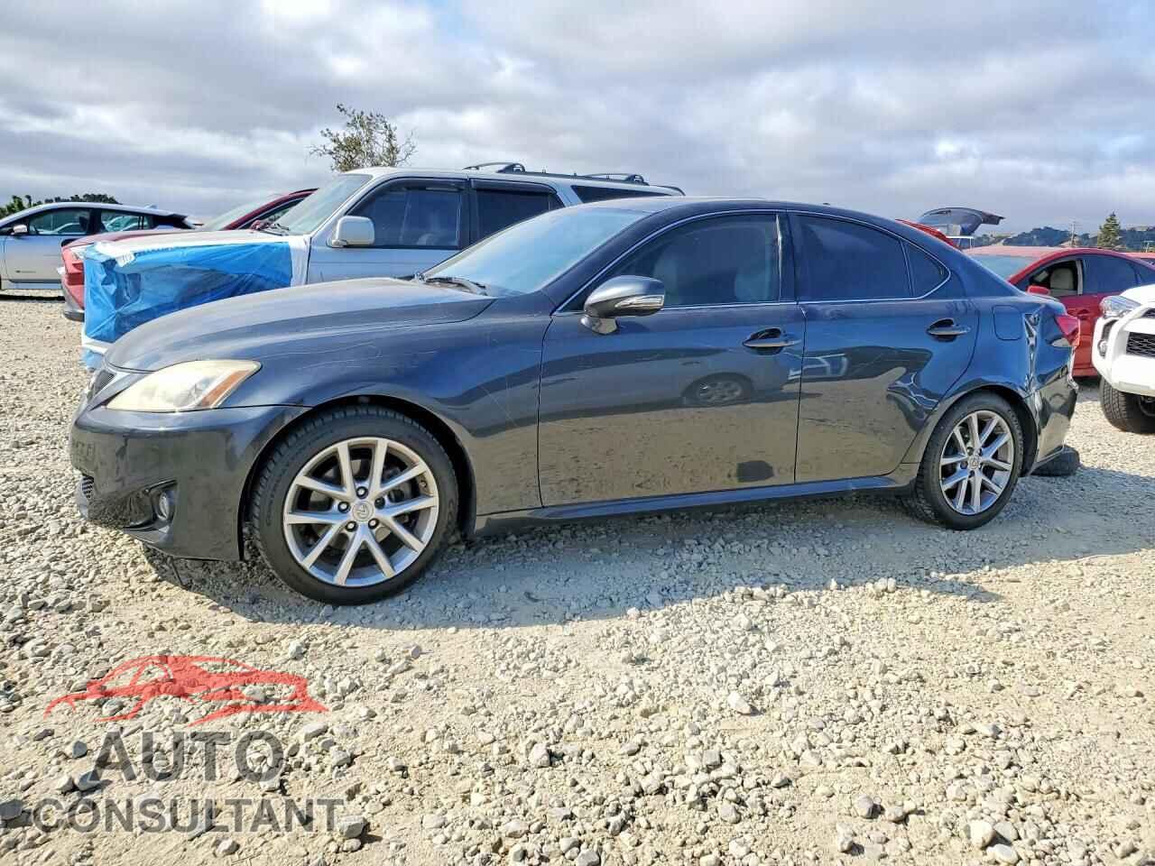 LEXUS IS 2011 - JTHBF5C23B5143112