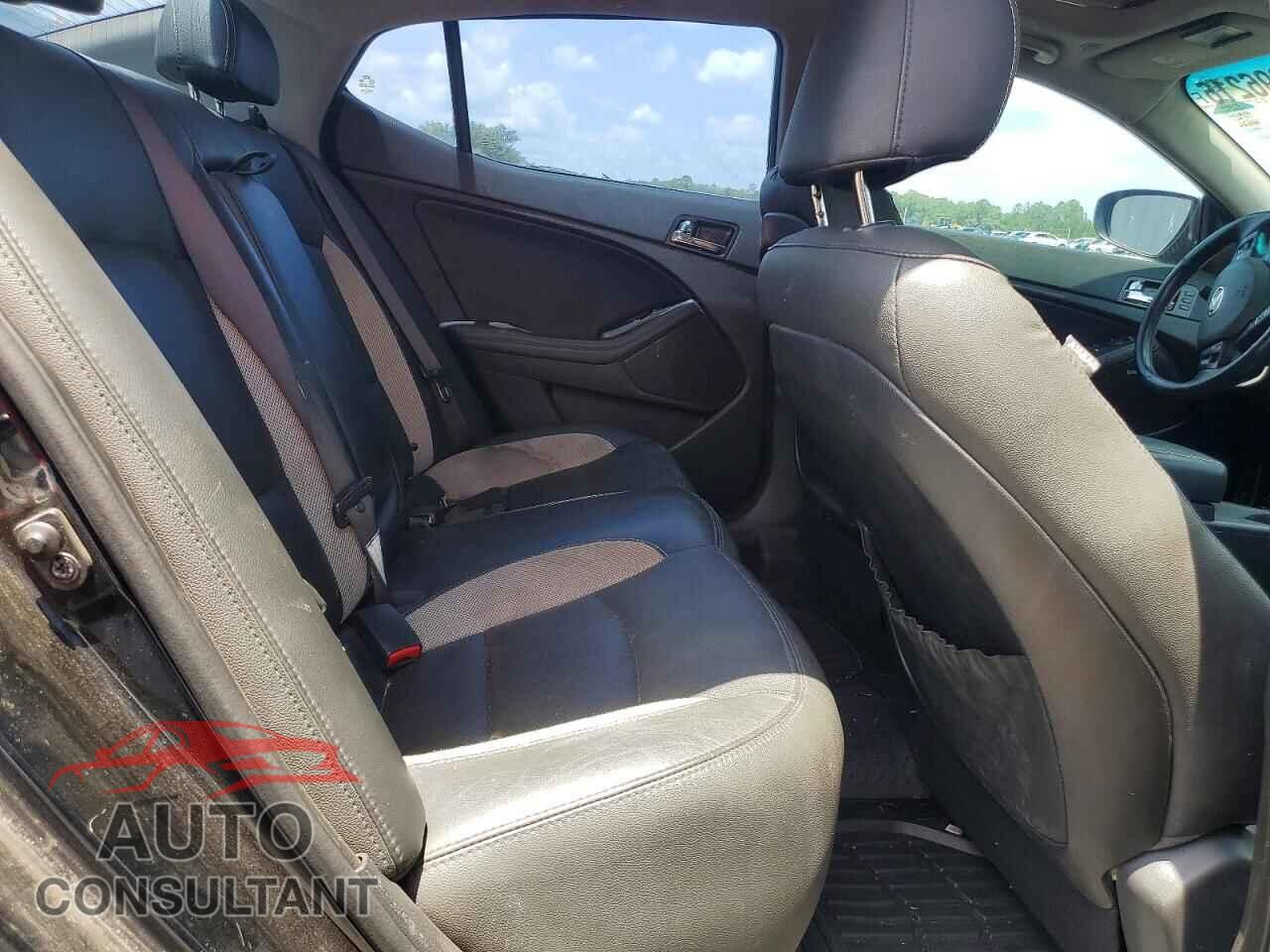 KIA OPTIMA 2012 - 5XXGR4A64CG059585