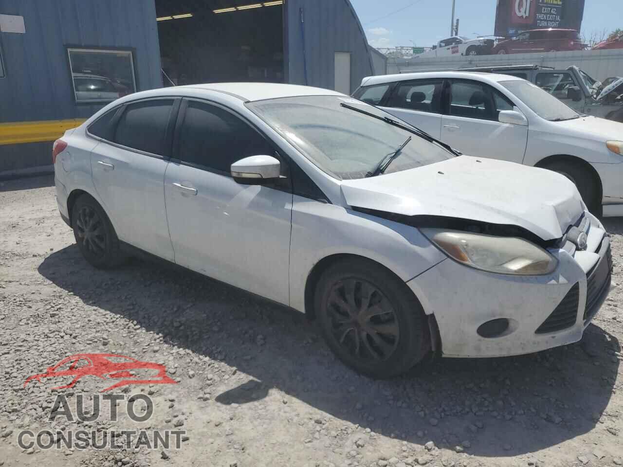 FORD FOCUS 2014 - 1FADP3F22EL138268