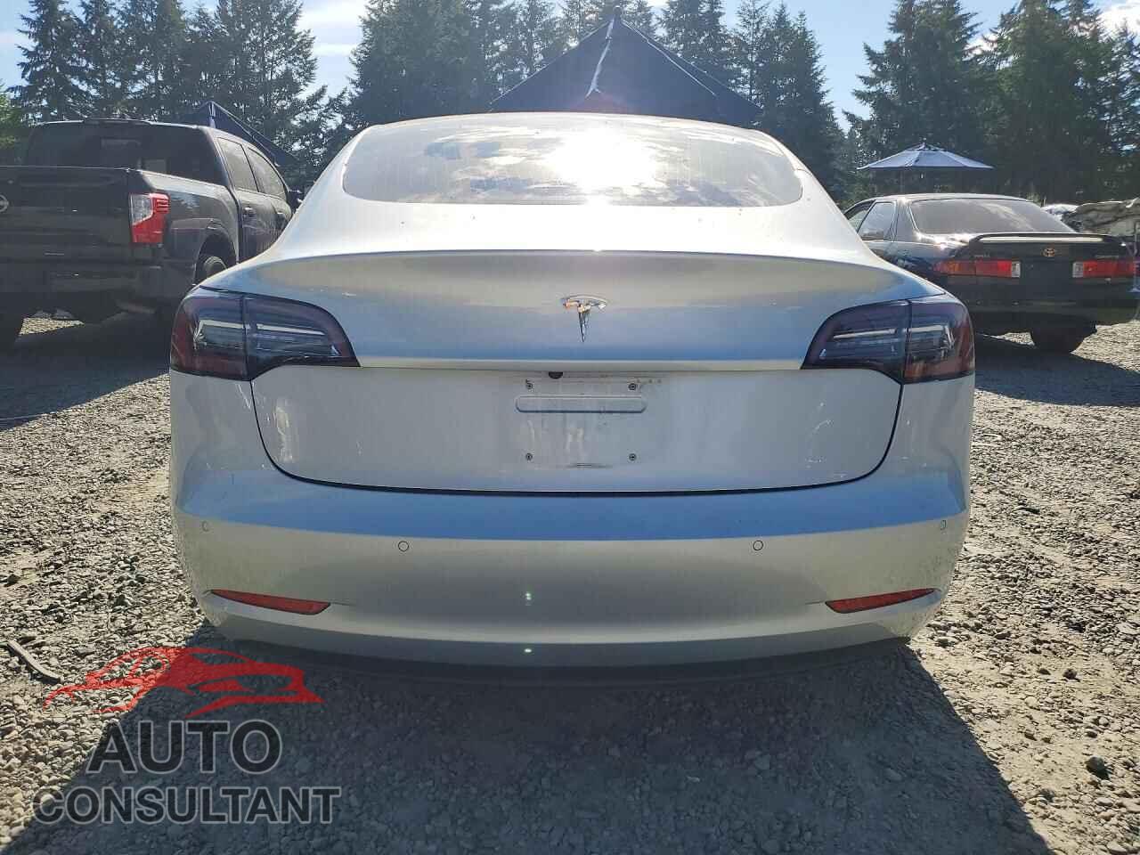 TESLA MODEL 3 2018 - 5YJ3E1EA7JF041587