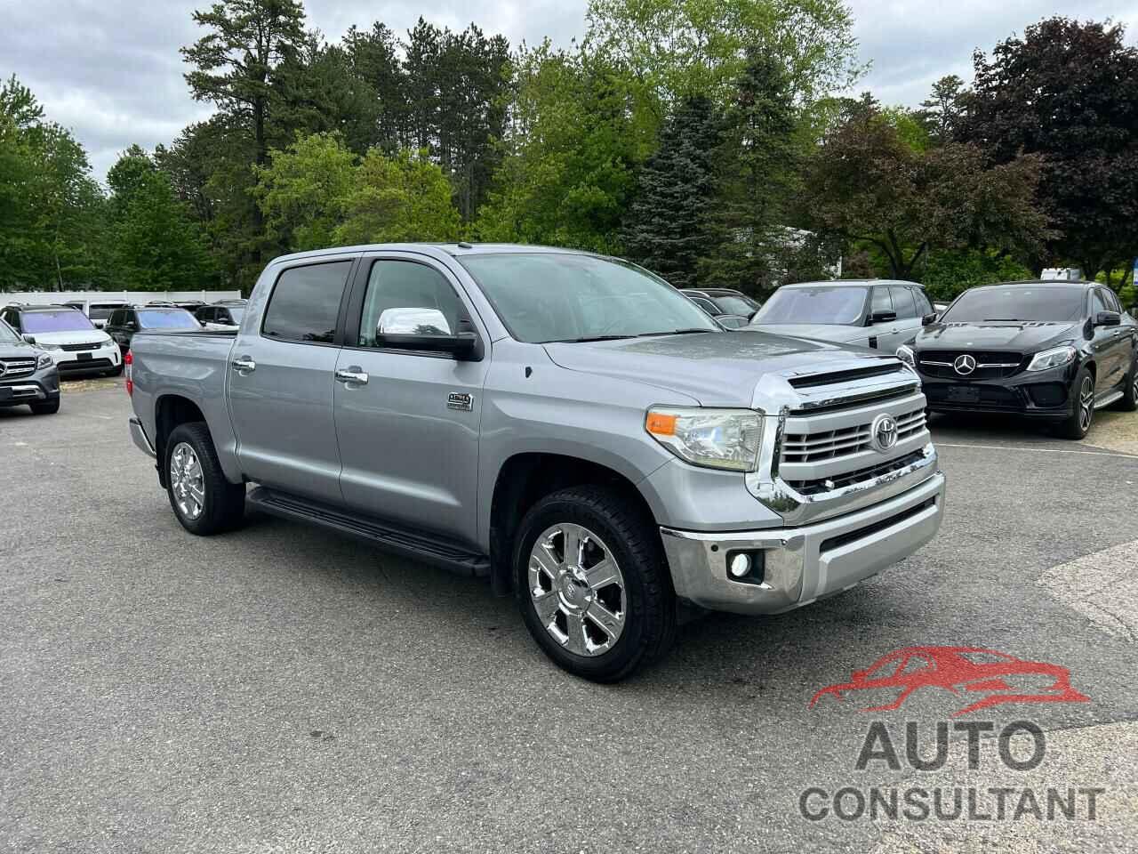 TOYOTA TUNDRA 2014 - 5TFAW5F13EX389991